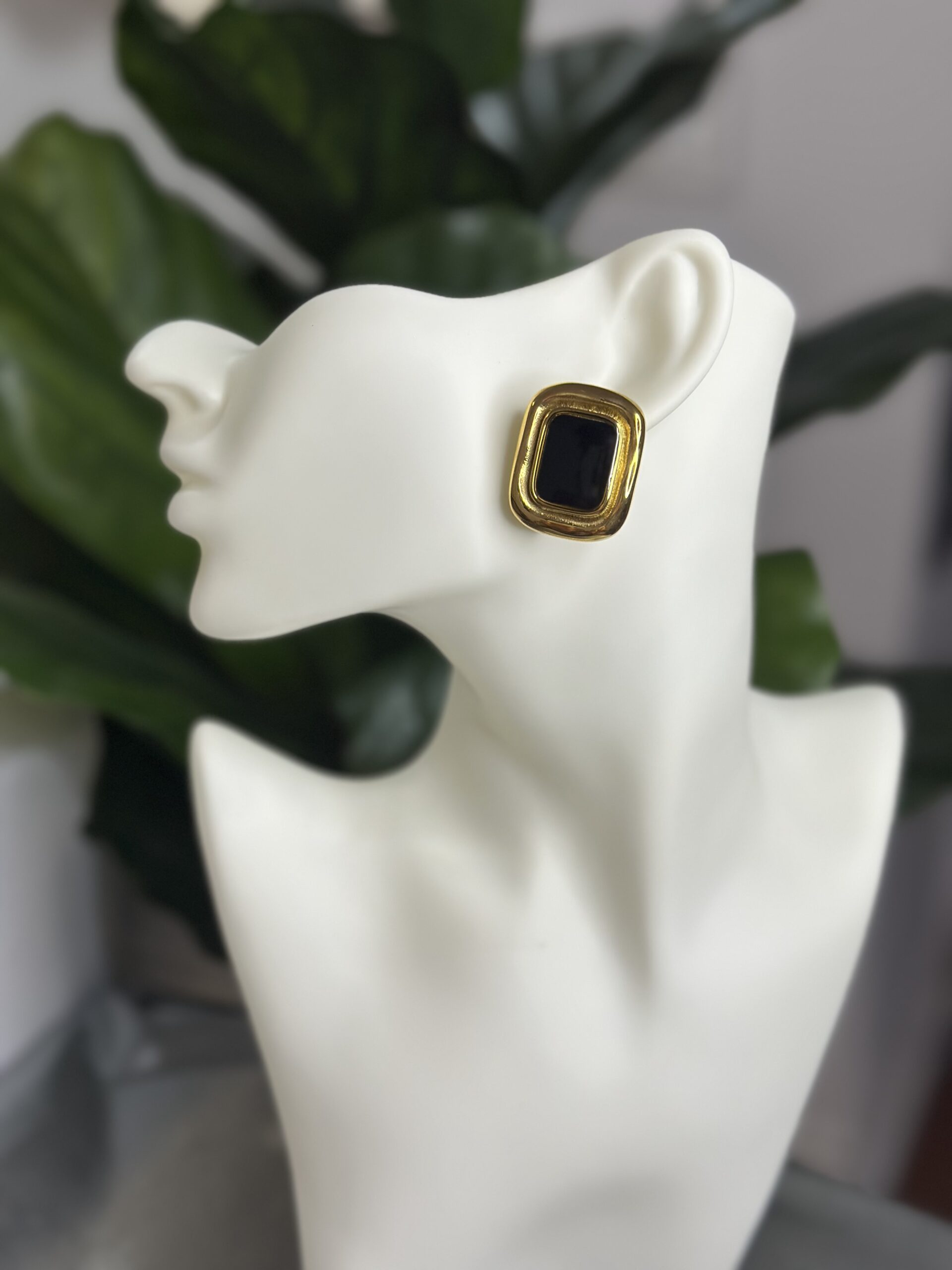 LADY IN BLACK EARRINGS - Image 5